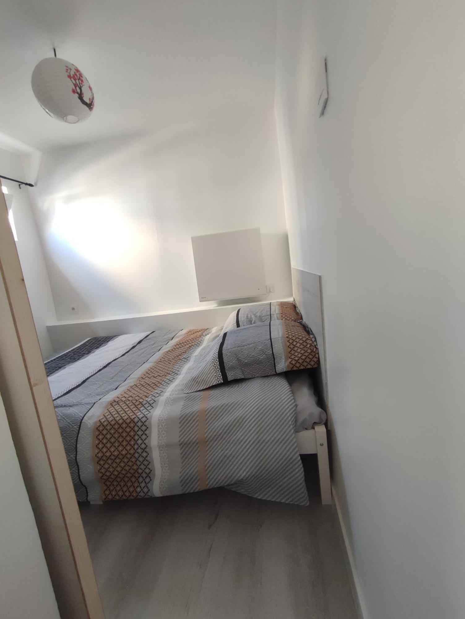 Petit F2 Meuble Independant Appartement Limay Buitenkant foto
